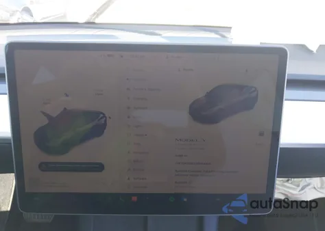 2022 Tesla Model Y из США, поврежденный, VIN 7SAYGDEE1NF554234